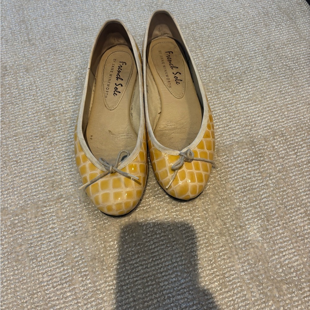 French Sole Yellow Ballet Flats